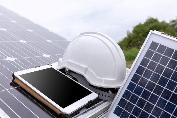 Endüstriyel ve ticari elektrik sistemlerinin kalbi olan